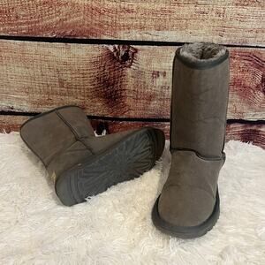Ugg Classic Short Boots Size 9 Light Brown Gray Suede Slip On Winter Shoes